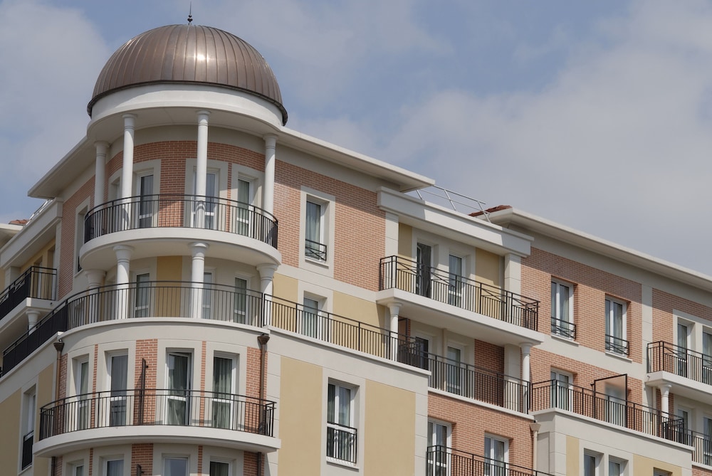 Adagio Paris Montrouge 4/64