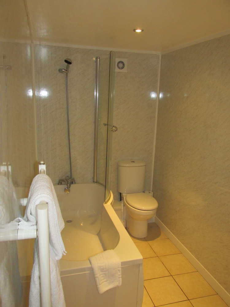 Edenhall Country House Hotel 49/50