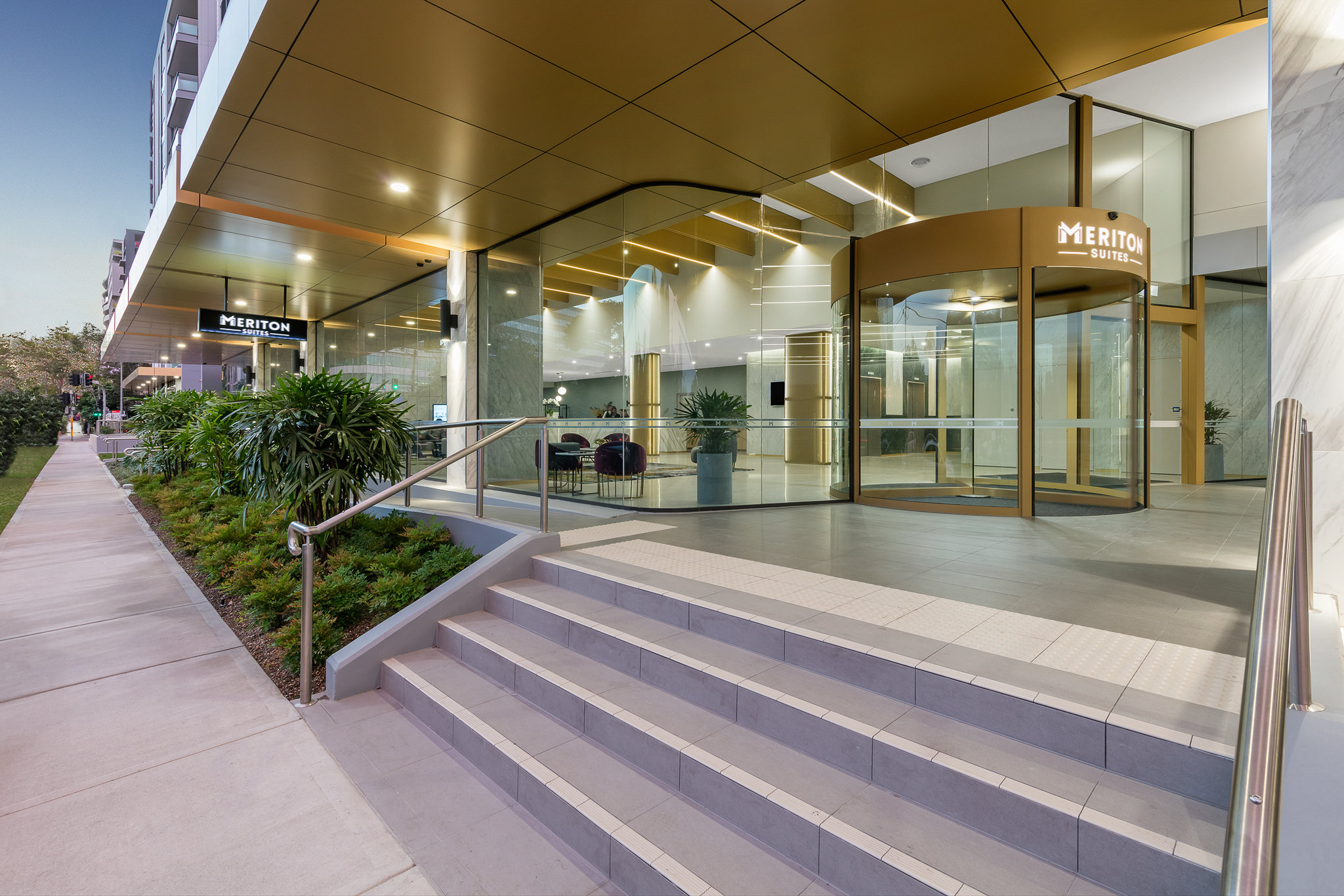 Meriton Suites Coward Street 3/50