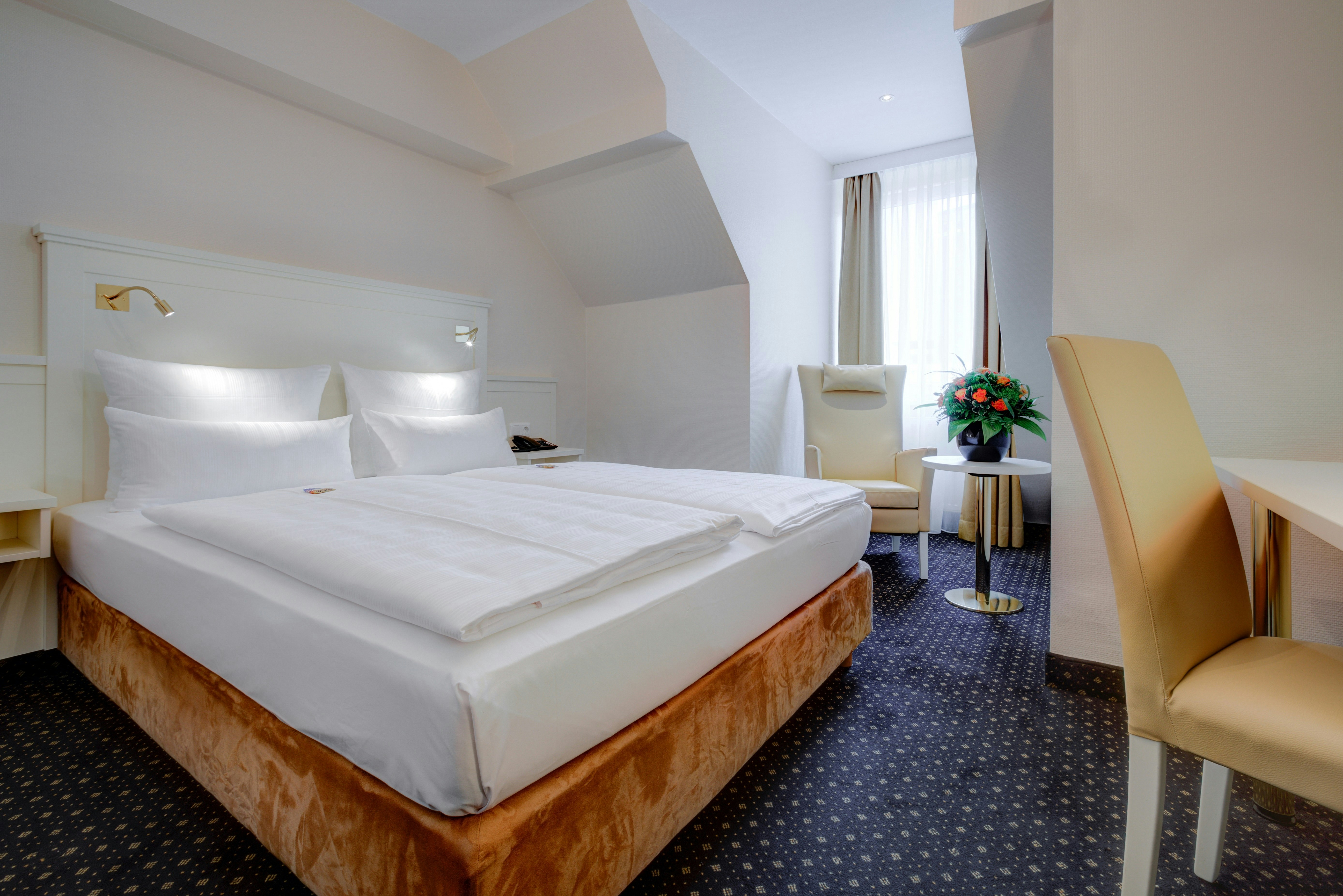 Hotel Furst Bismarck 7/43