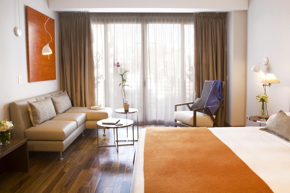Palo Santo Hotel 51/74