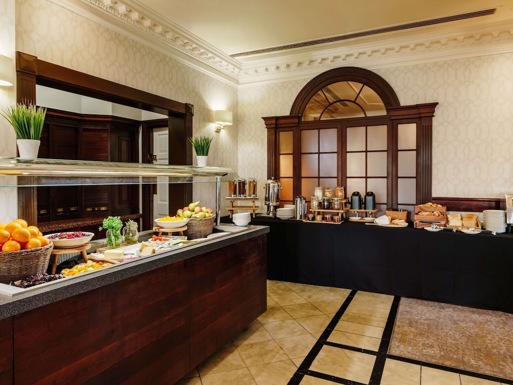 Mercure Haydock Hotel 14/79