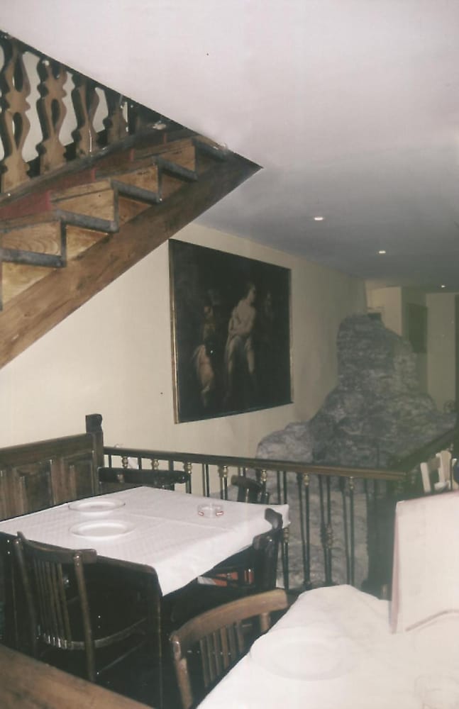 La Casona de Jovellanos 45/59