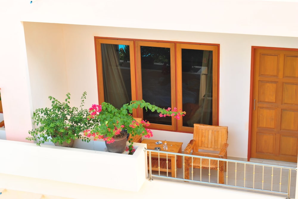 Karon Village Hotel 38/49