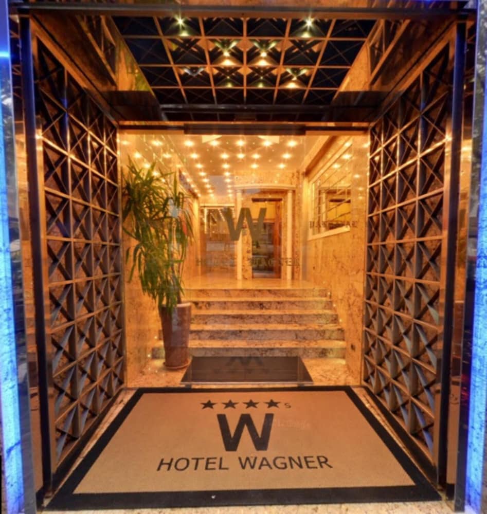 Hotel Wagner 32/43