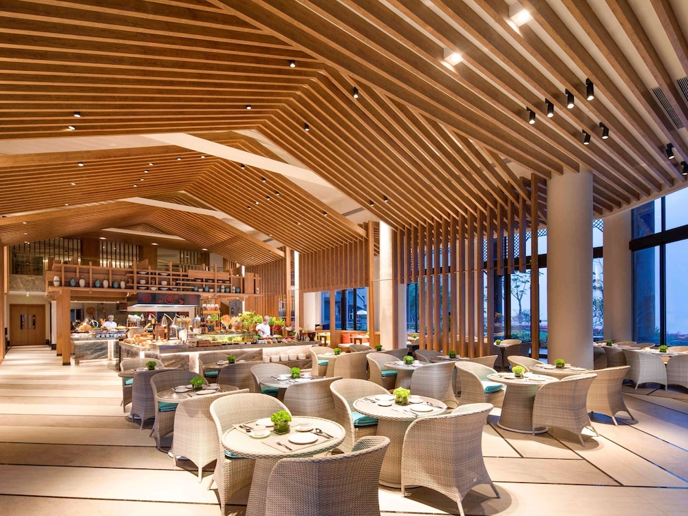 Angsana Zhuhai Phoenix Bay 38/50