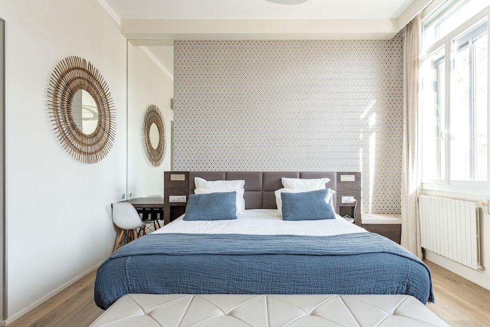 PRESTIGE, DOUBLE OR TWIN BED