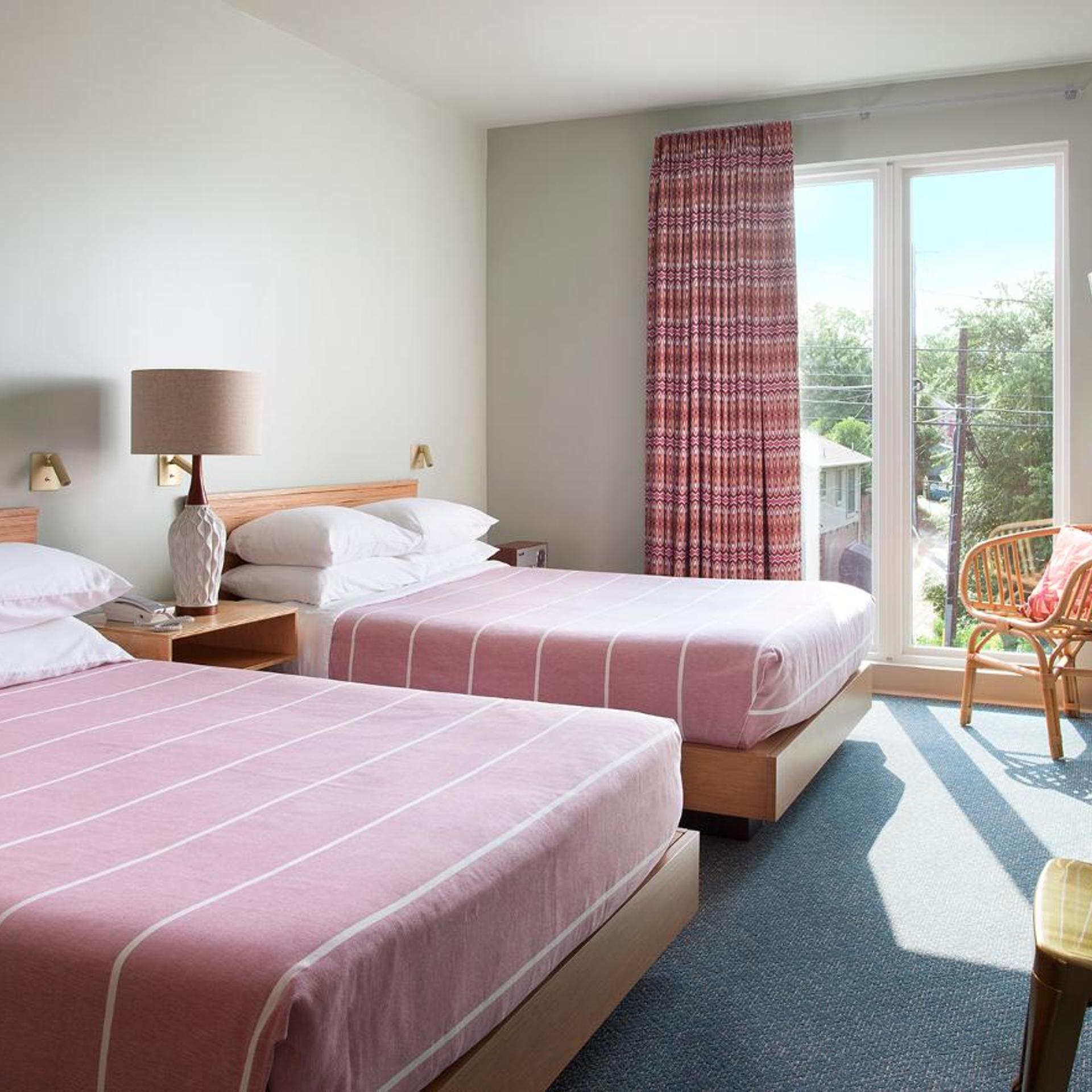 غرفة سوبيريور بسرير مزدوج، East Austin Hotel 2/3