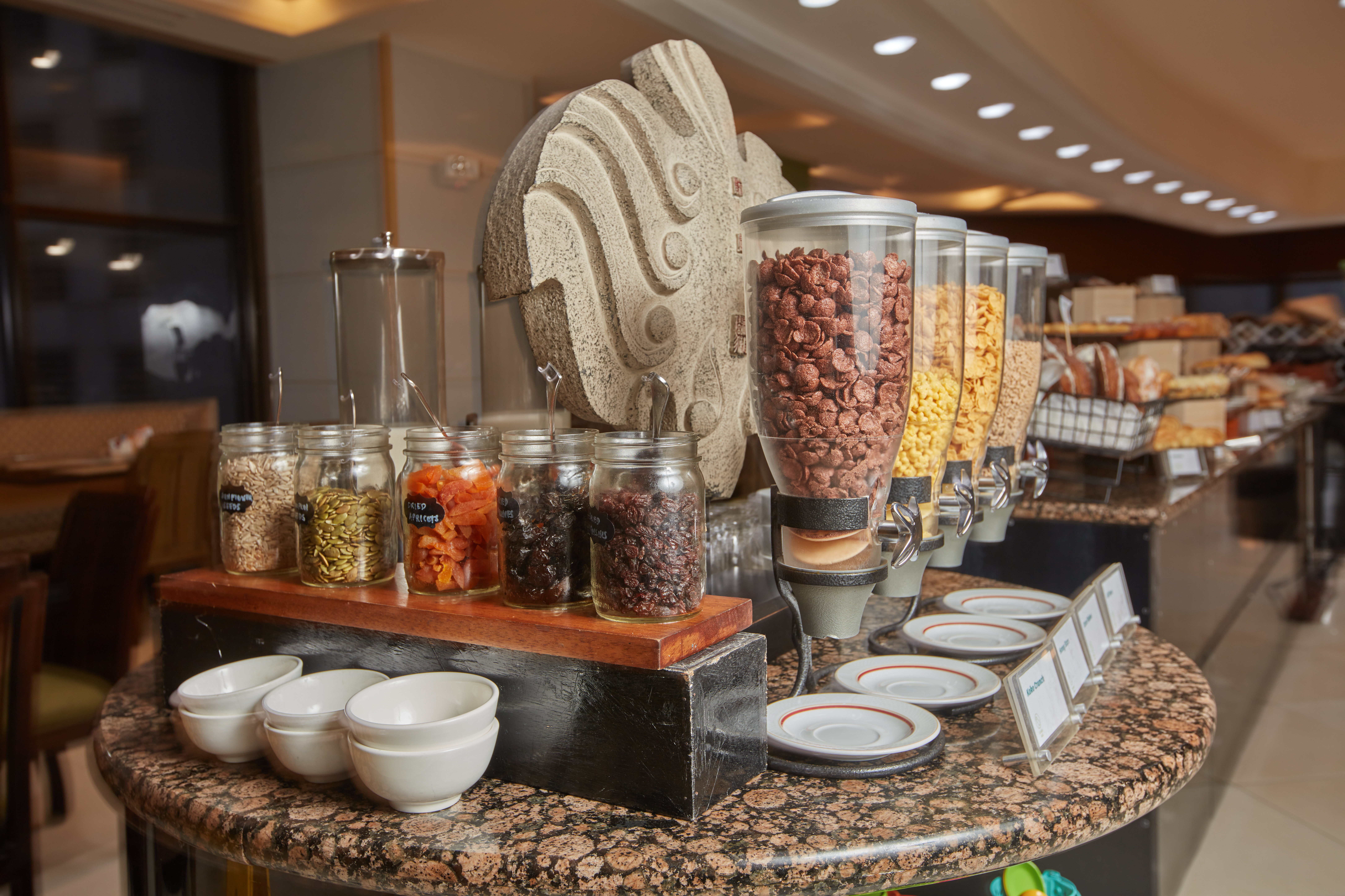 Holiday Inn Galleria Manila 33/74