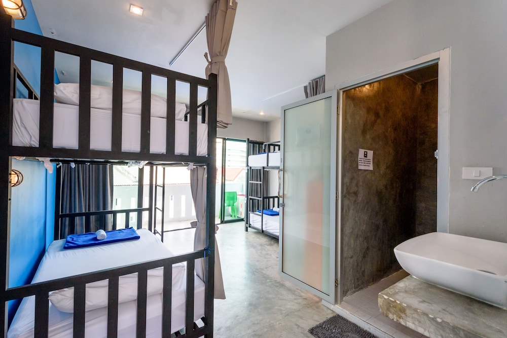 Hip Hostel 12/46