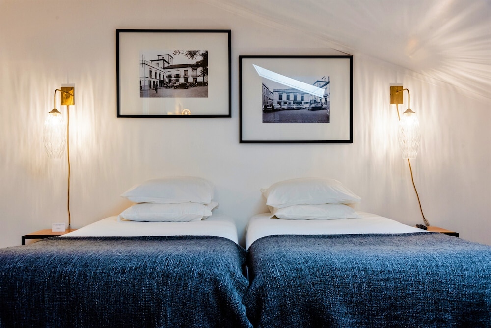 Comercial Azores Guesthouse 20/46