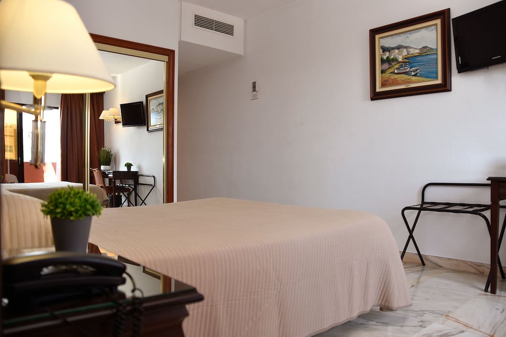 Hotel Turia 23/79