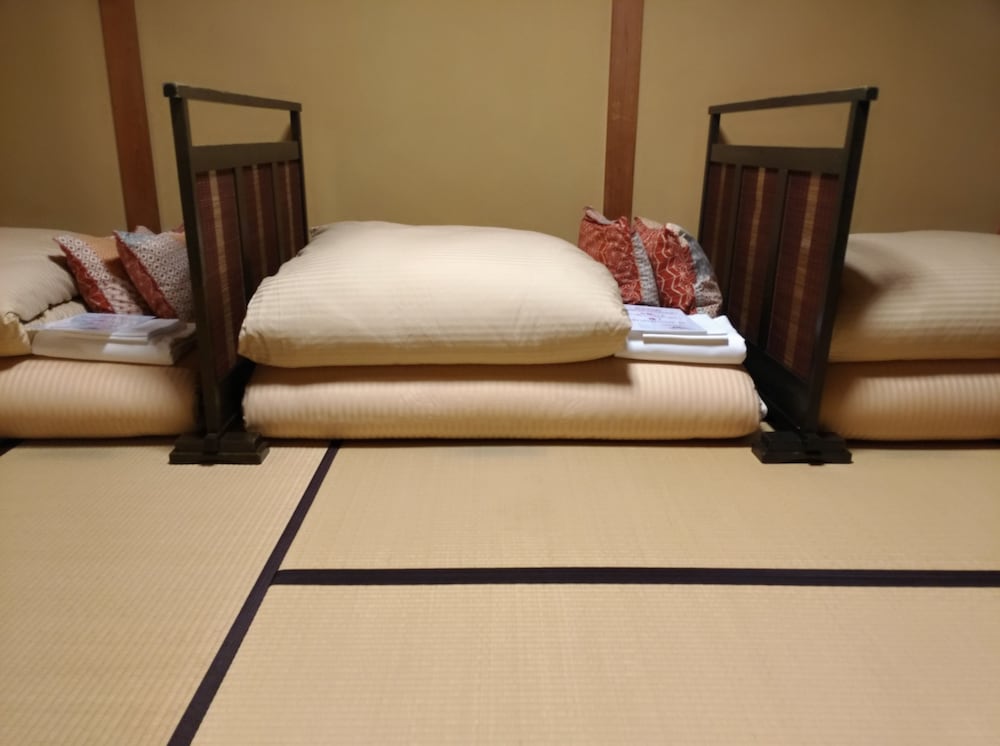 歴史ある旅館ホステル ケイズハウス伊東温泉 写真2