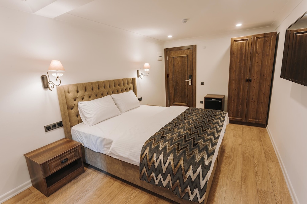 Iskalita Otel 15/32