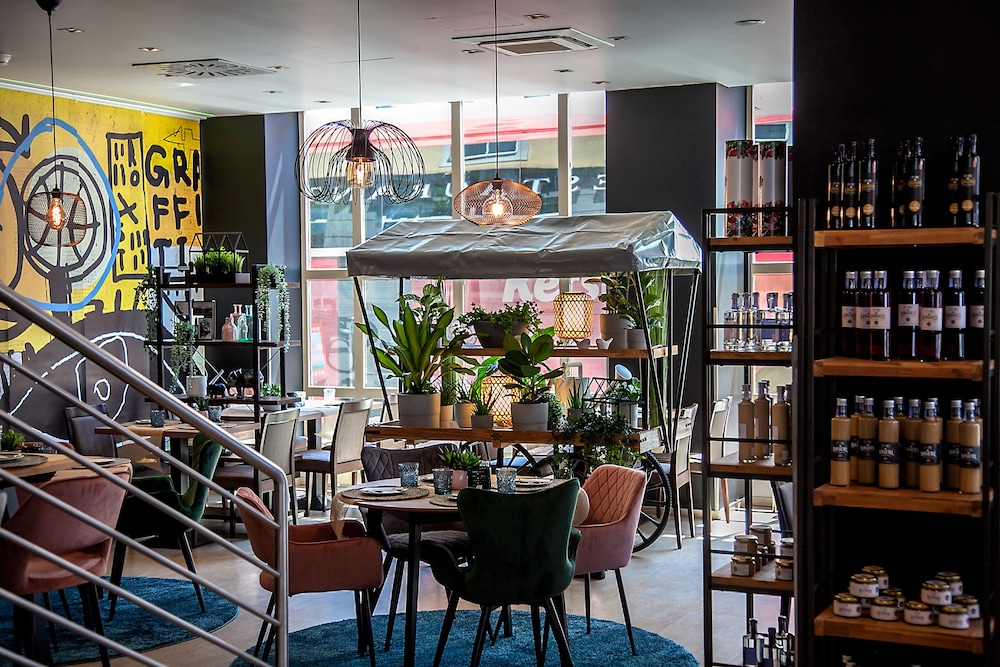 Hotel Mercure Wien Westbahnhof 46/71