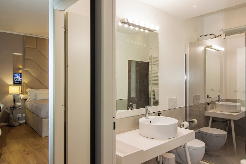 Album Boutique Rooms 46/50
