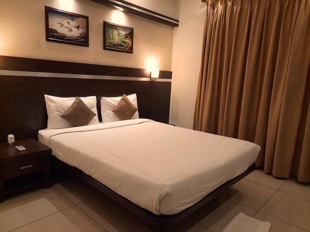 NAGARJUNA SUITES 16/43