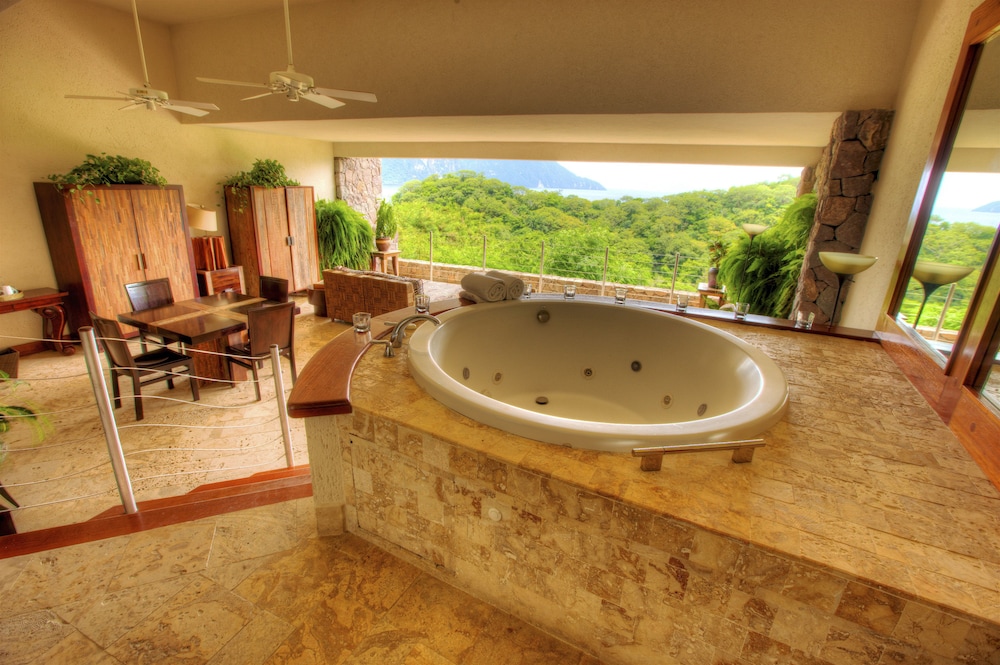 Jade Mountain - Adults Only 33/71