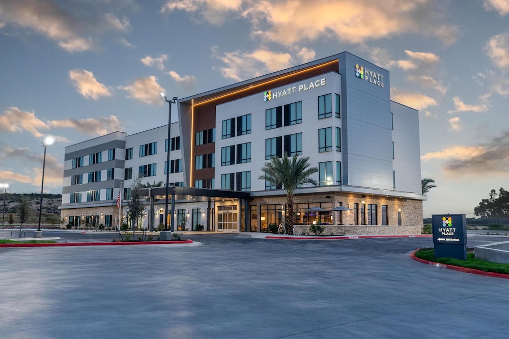 Hyatt Place Eagle Pass 44/50