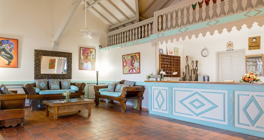 Esmeralda Resort 18/81