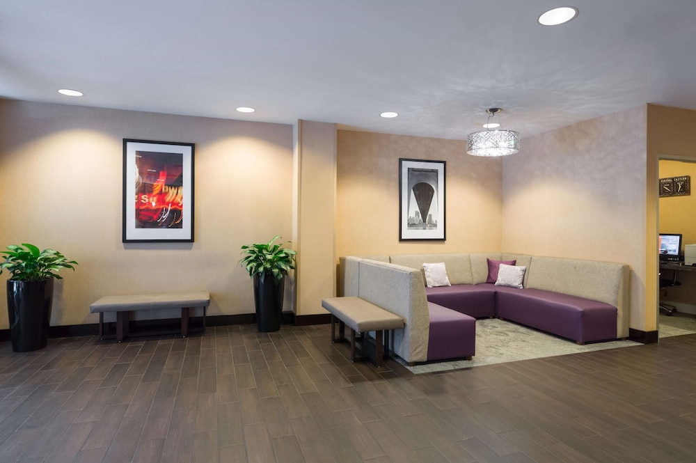 Hampton Inn Manhattan Times Square South 26/37