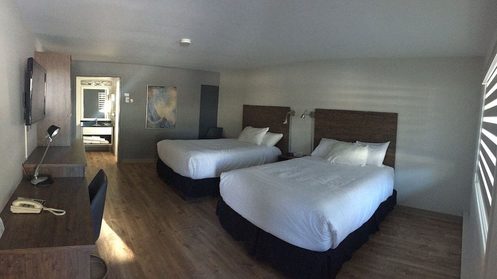 Dannys Hotel Suites Surestay Collection By Best Western 11/47