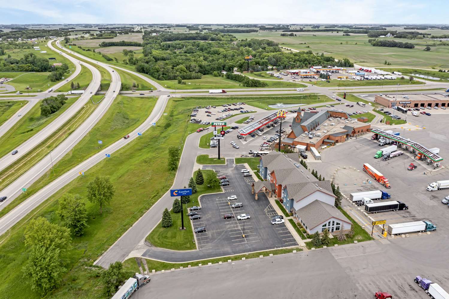 Comfort Inn Albert Lea at Trails Travel Center 37/42
