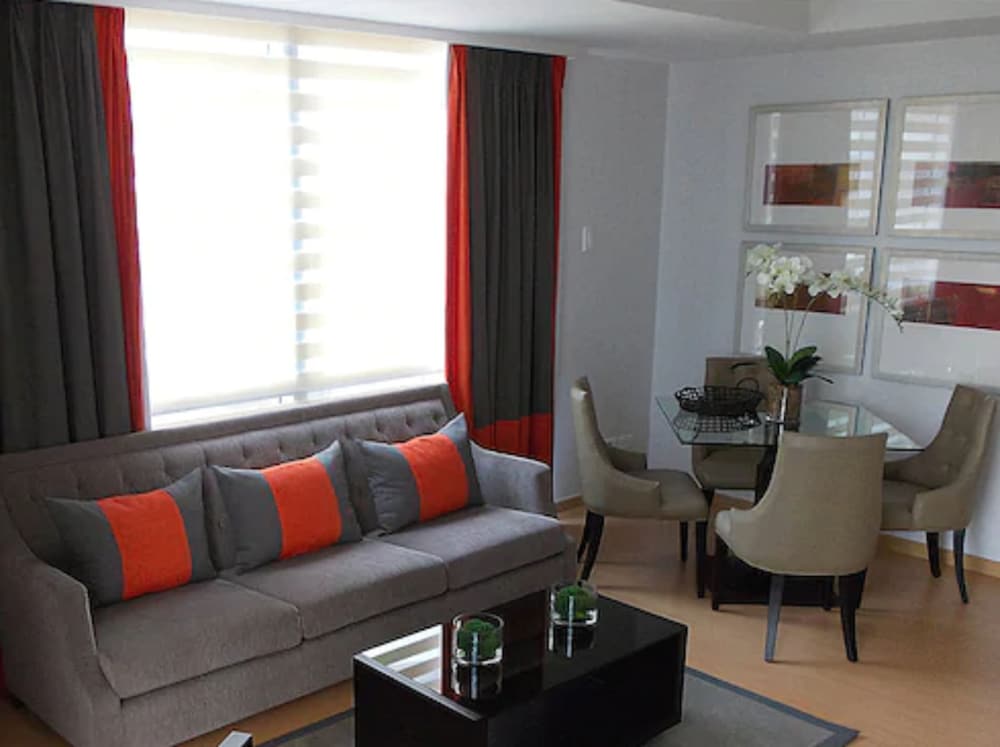 Avant Serviced Suites 26/52
