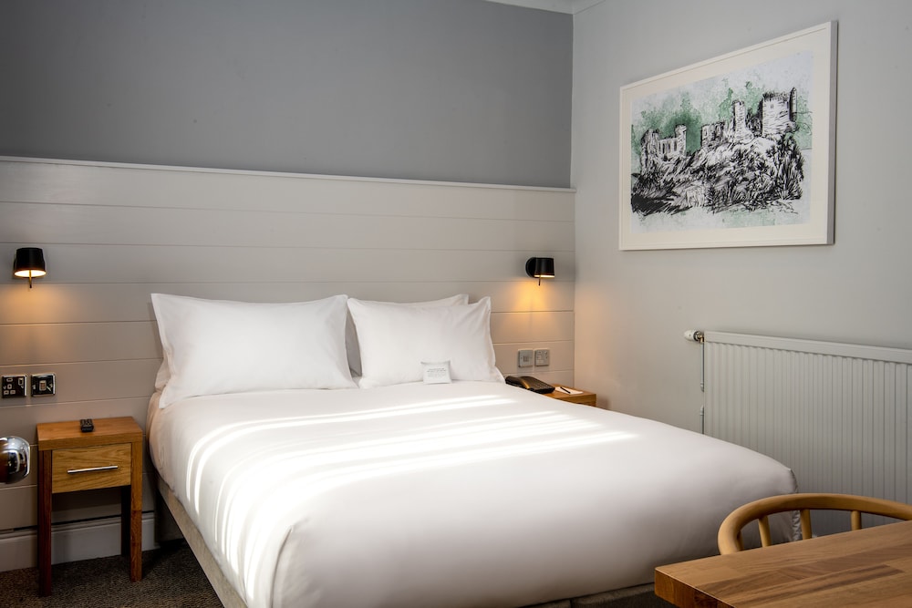 North Lakes Hotel And Spa 25/77
