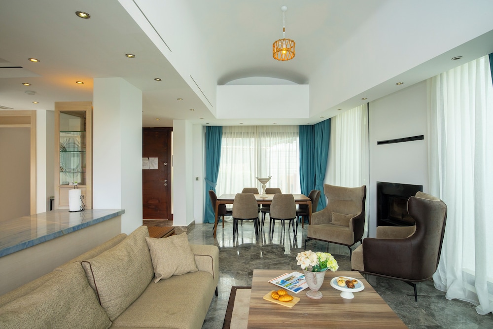 Alya Sierra Bodrum 40/60