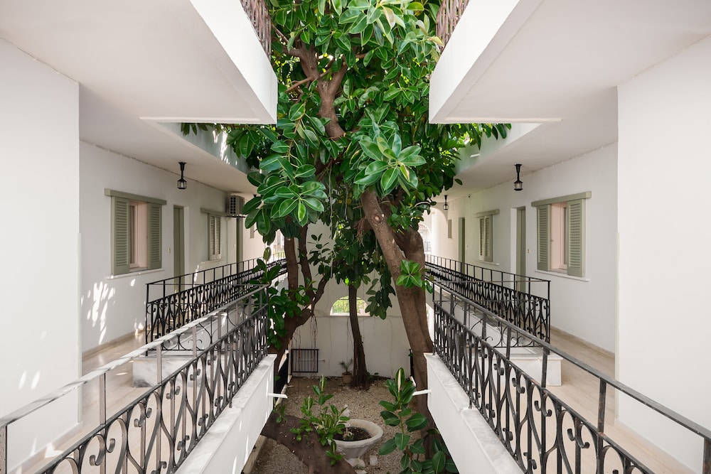 Filorian Hotel Apartments 6/50