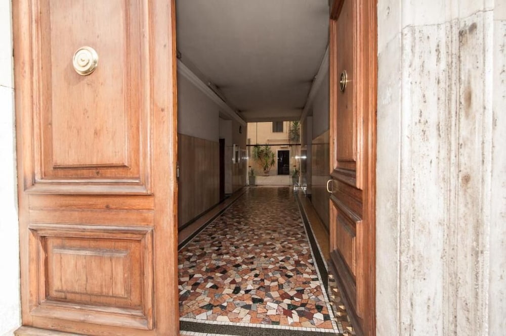 Residenza Laterano 3/36