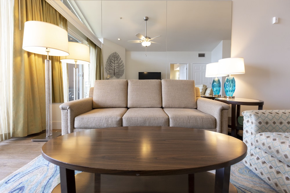 Grand Pacific Palisades Resort Hotel 44/71