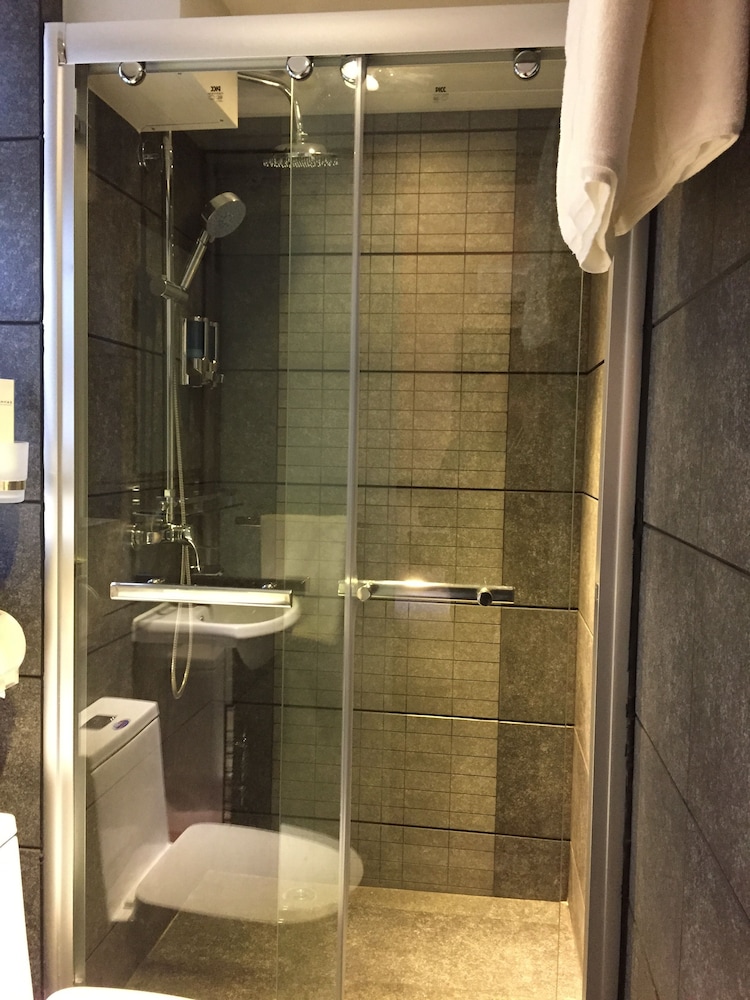 Seasons Hotel - Causeway Bay 51/55