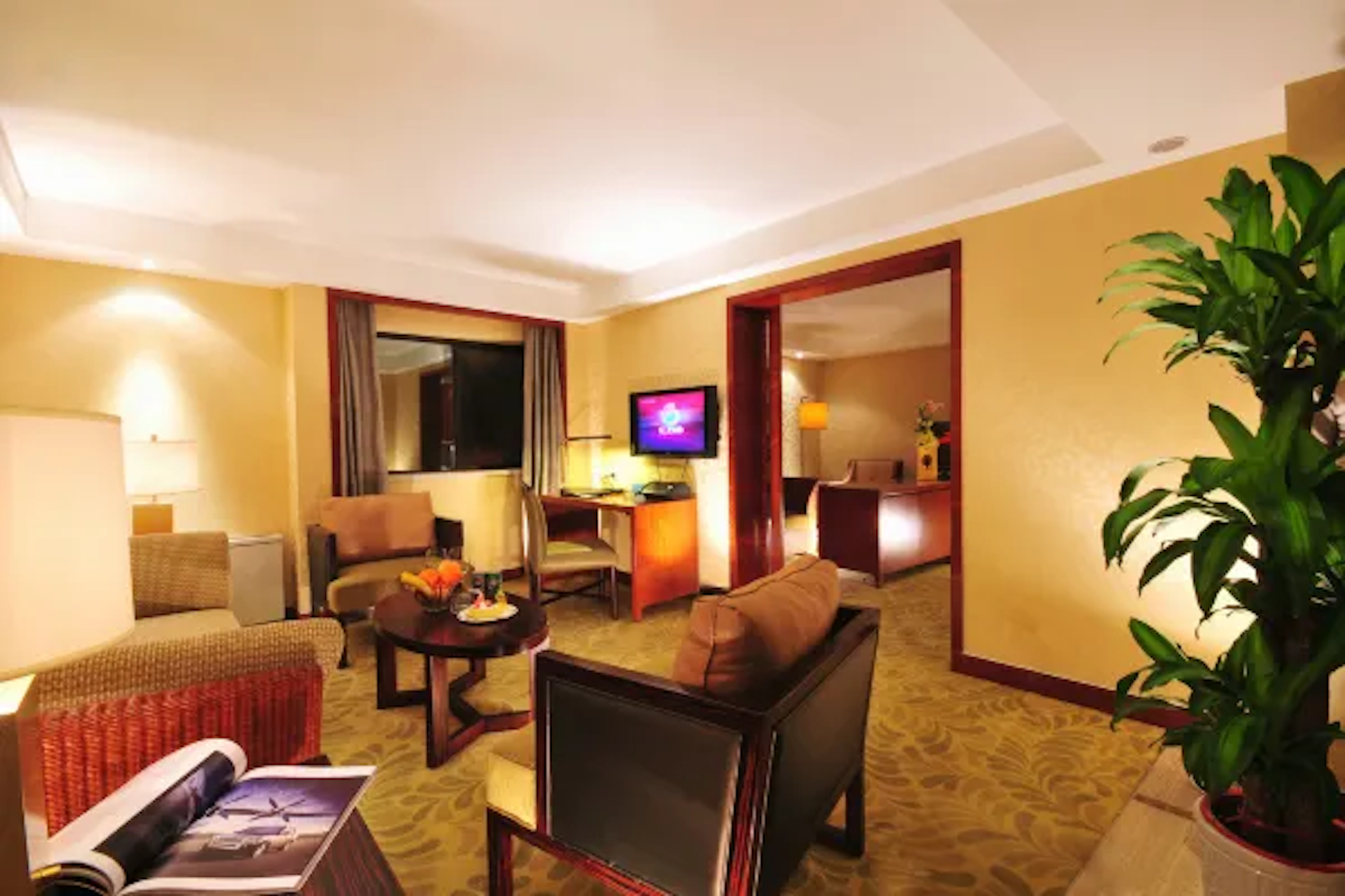 Jianguo Hotel Xian 6/8