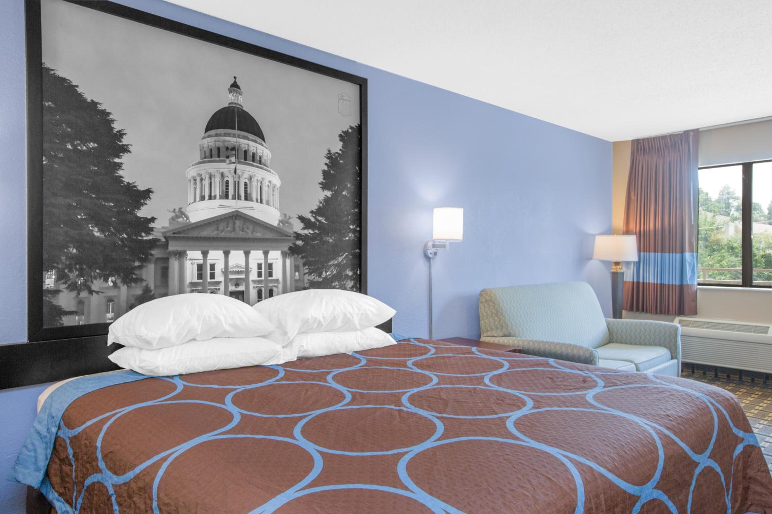 Room, Queen Bed, Accessible