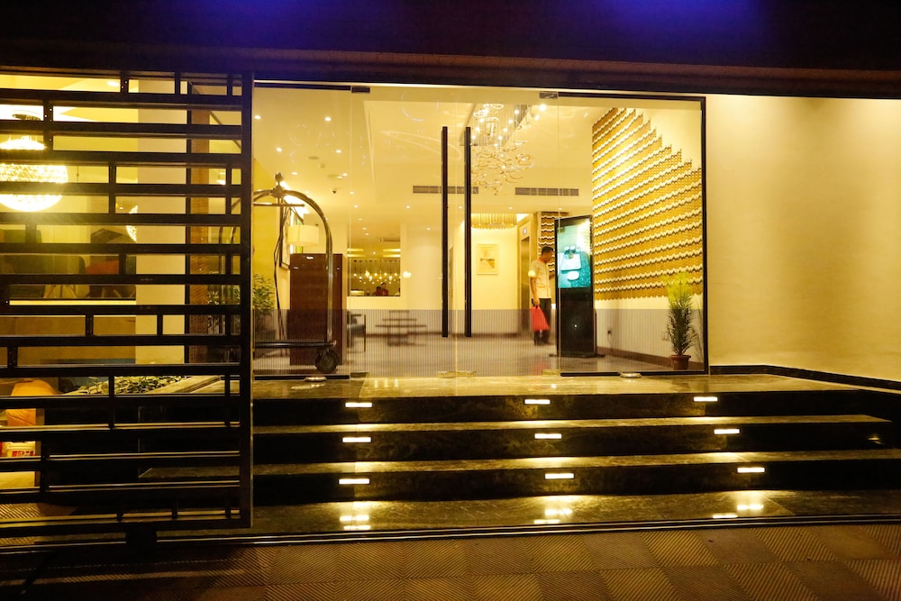 Hotel Omni Residency 31/51