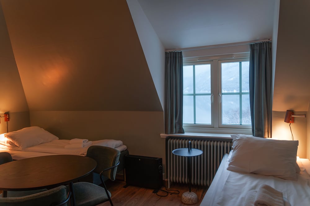 Trolltunga Hotel 21/43