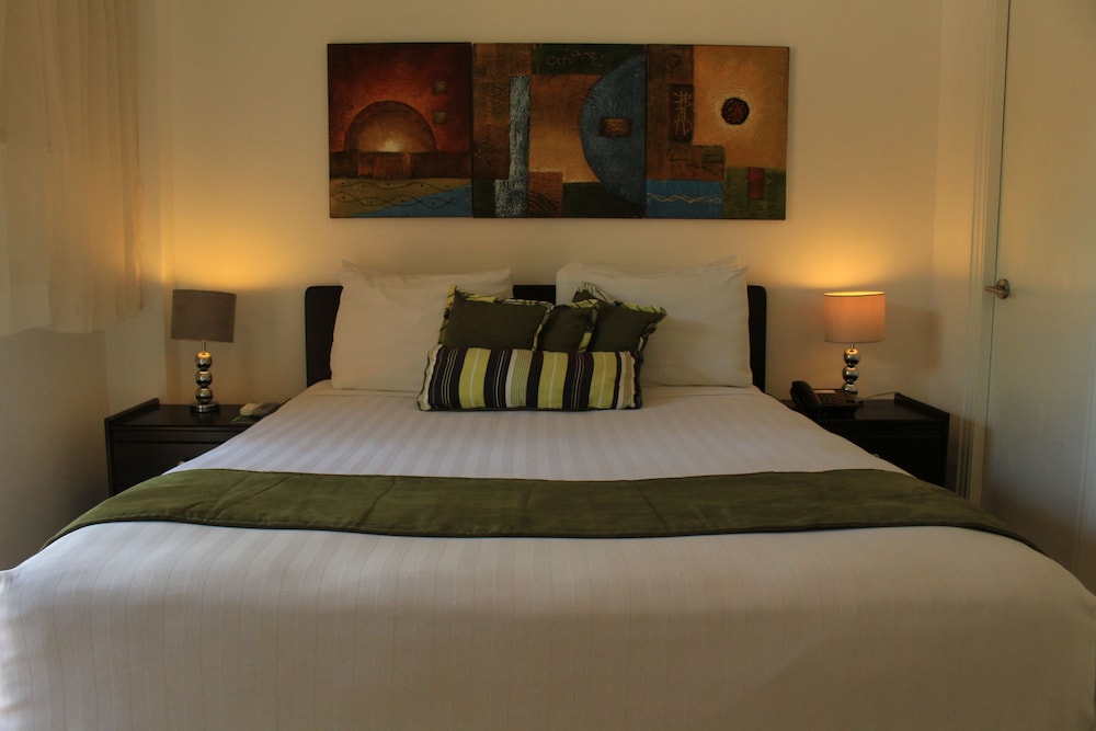 Albrook Inn 34/61