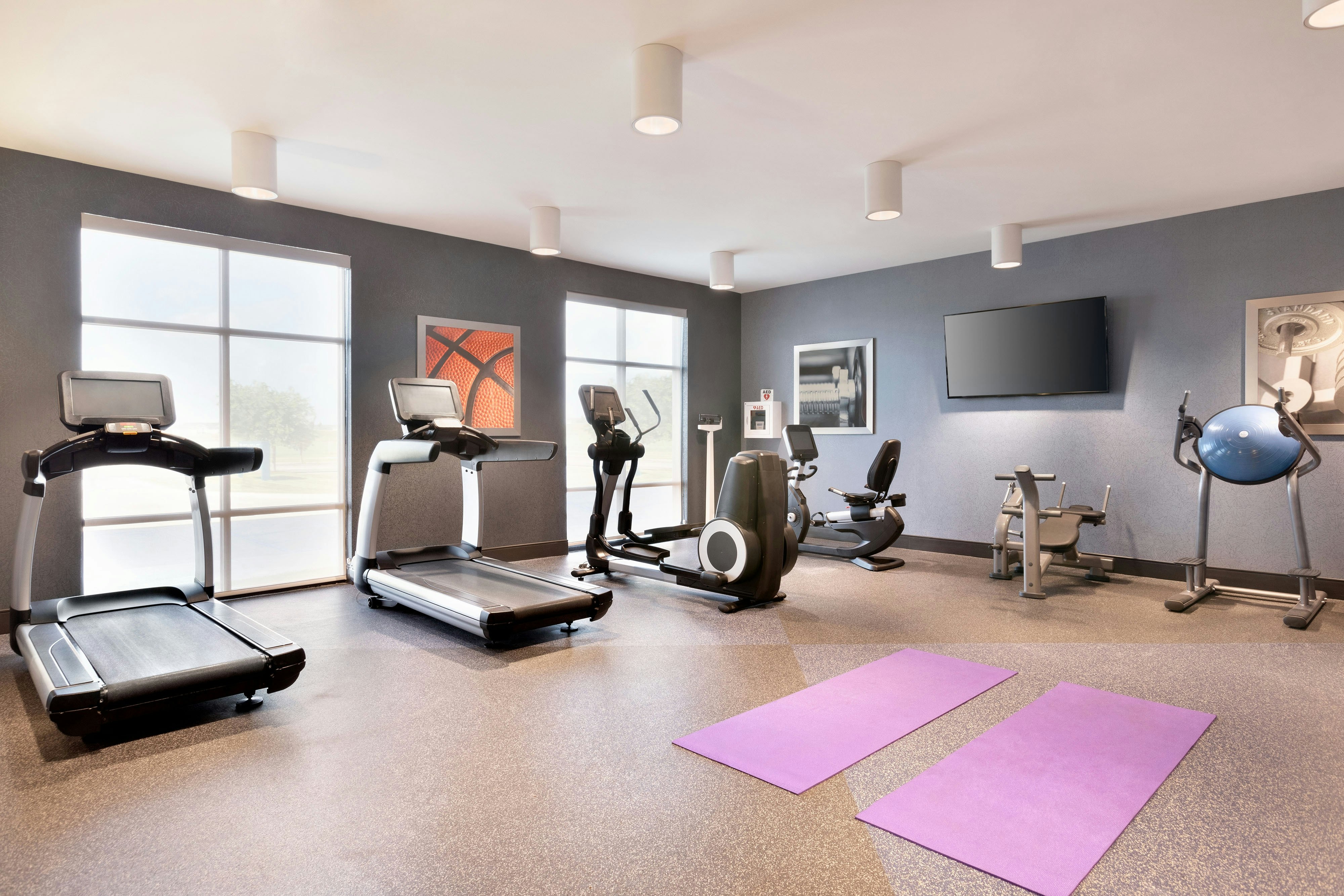 Four Points by Sheraton Fargo Medical Center 8/23