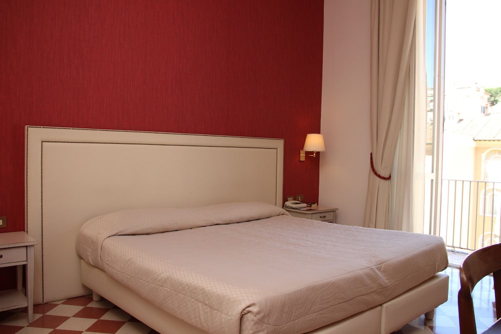 Basilica Hotel 11/50