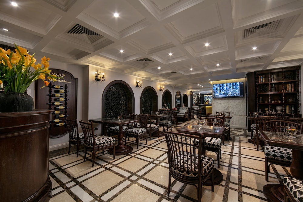 Canary Hanoi Hotel 36/43