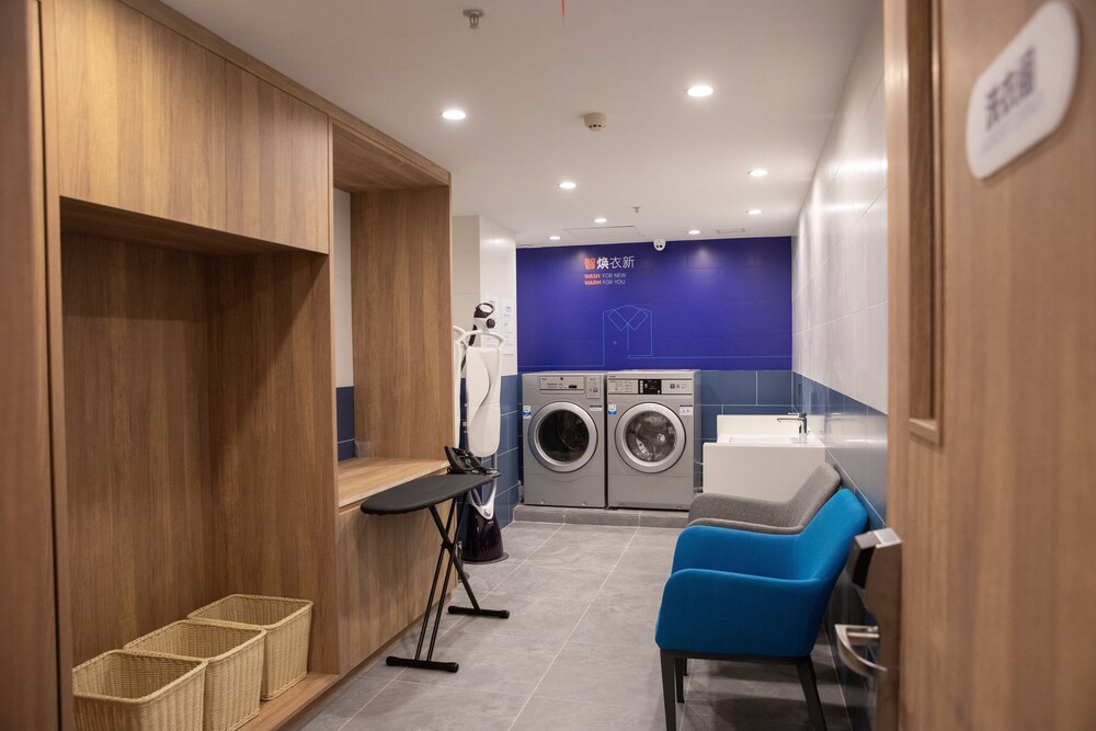 Holiday Inn Express Shantou City Center by IHG 28/29