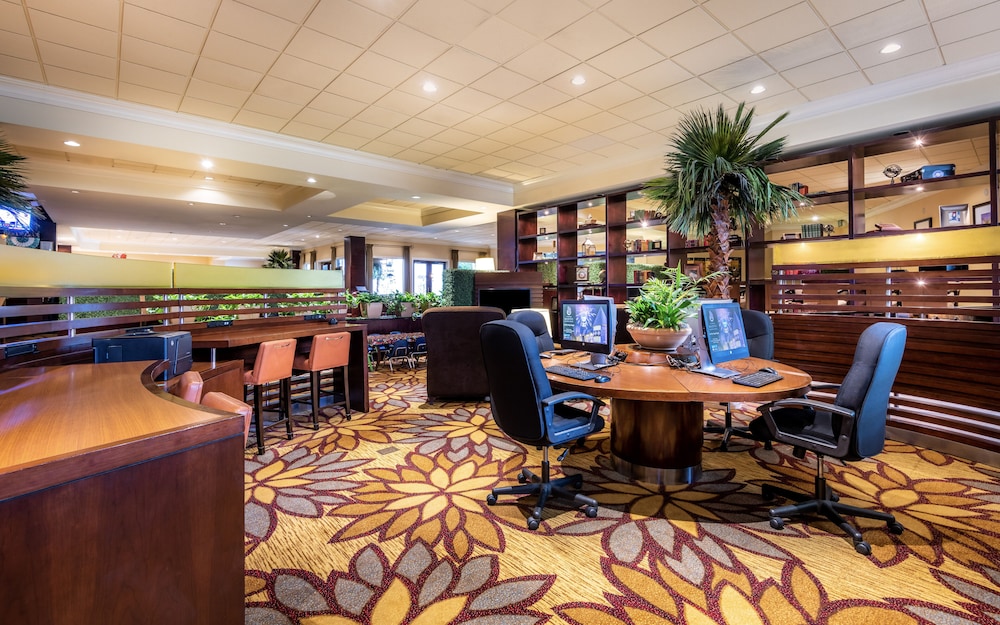 Anaheim Majestic Garden Hotel 58/73