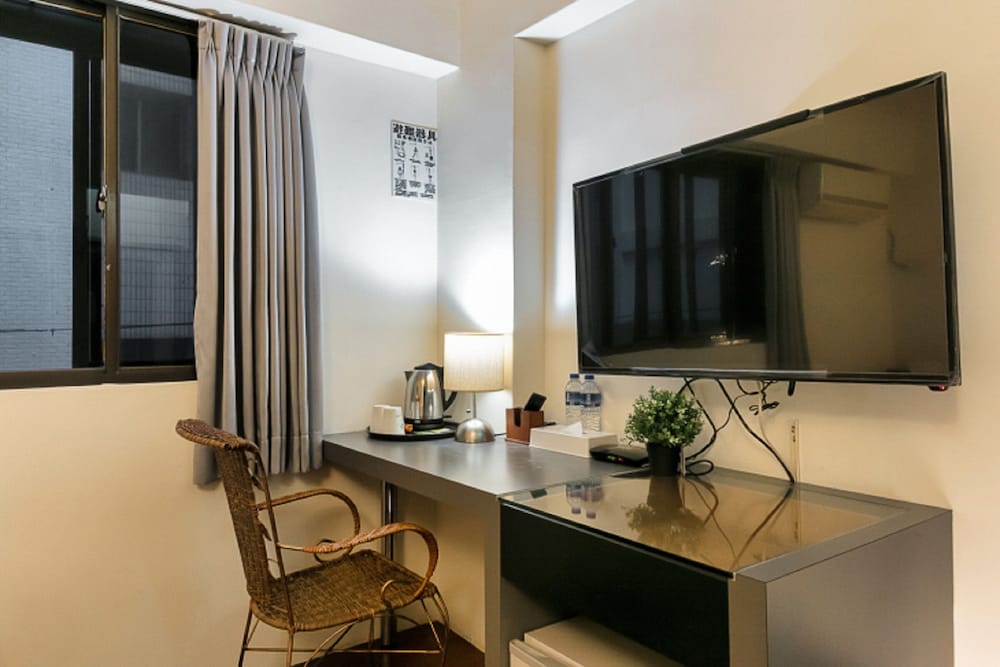 Lienfook Hostelry 40/54