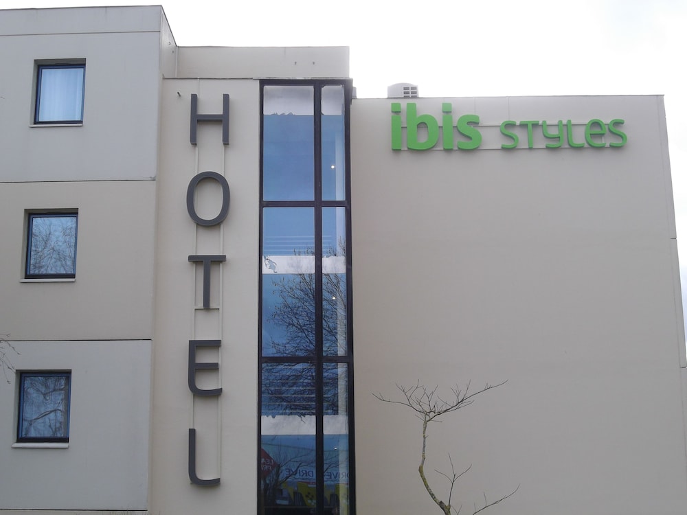 Ibis Styles Cognac 2/50