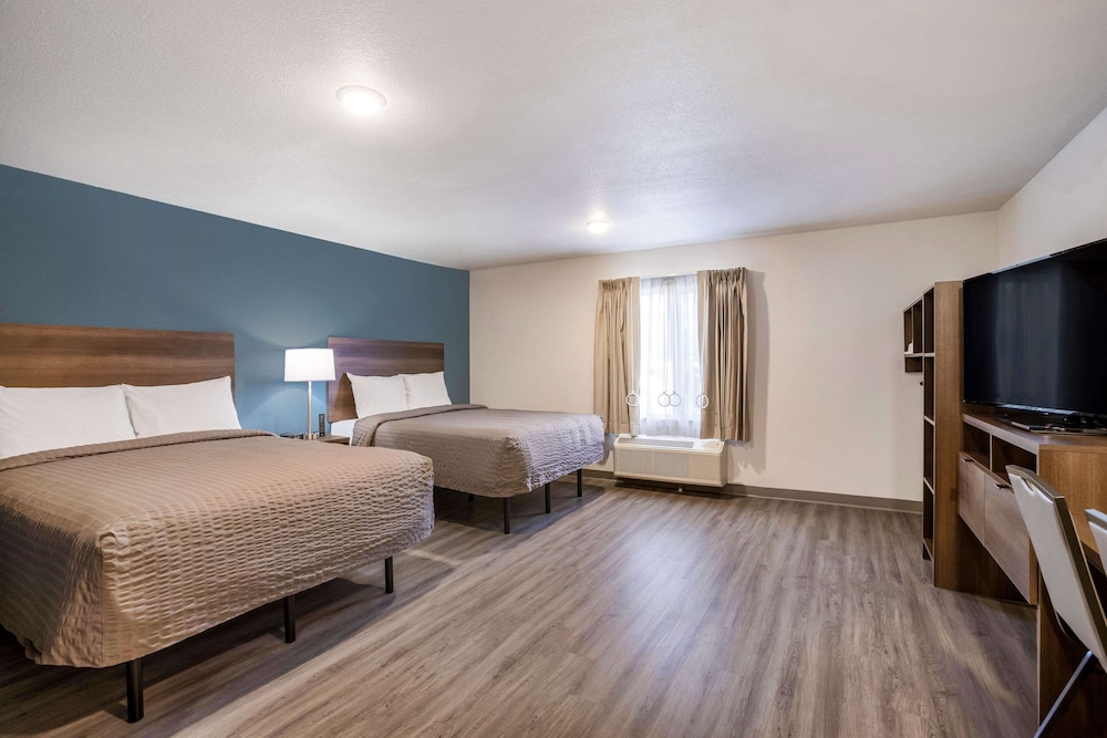 WoodSpring Suites Detroit Madison Heights 6/22