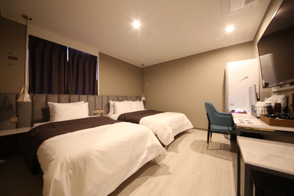 Busan Sasnag Den Basta Hotel 17/48