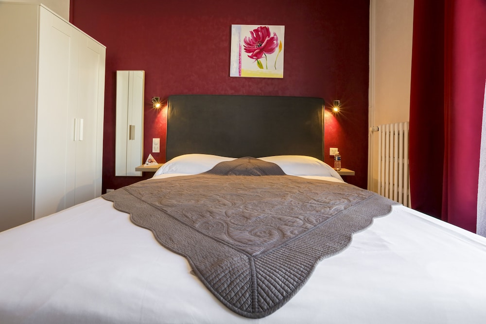 Brit Hotel Terminus 13/65