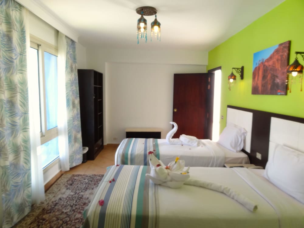Naama Blue Hotel 12/50